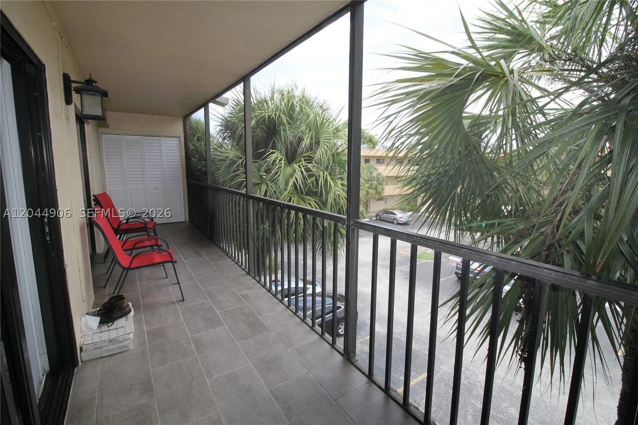 8415 Sw 107th Ave #359W - Photo 4 of 18