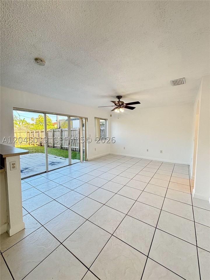 21339 Sw 87th Ct - Photo 5 of 37