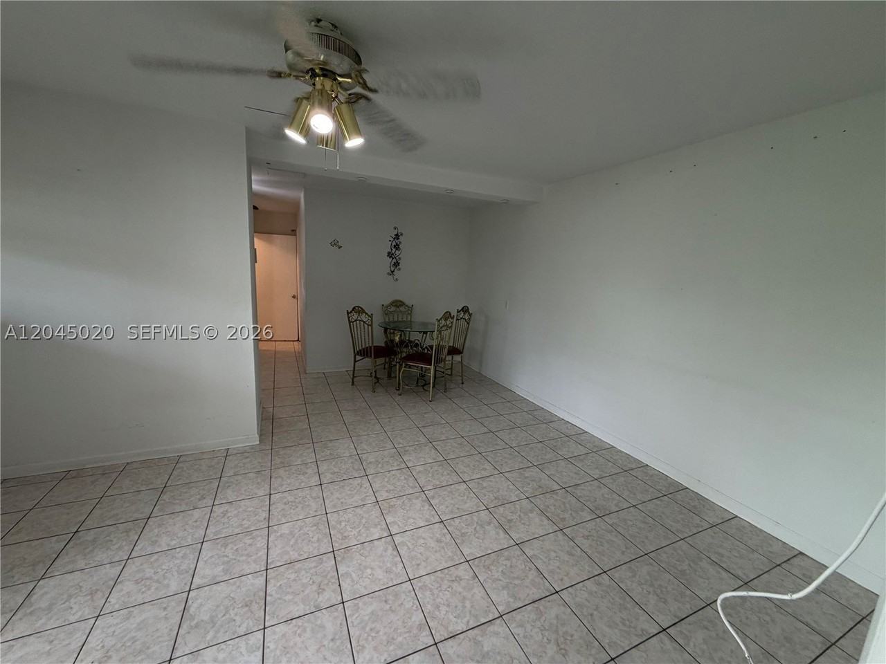 4935 Sw 101st Ave #1 - Photo 3 of 11