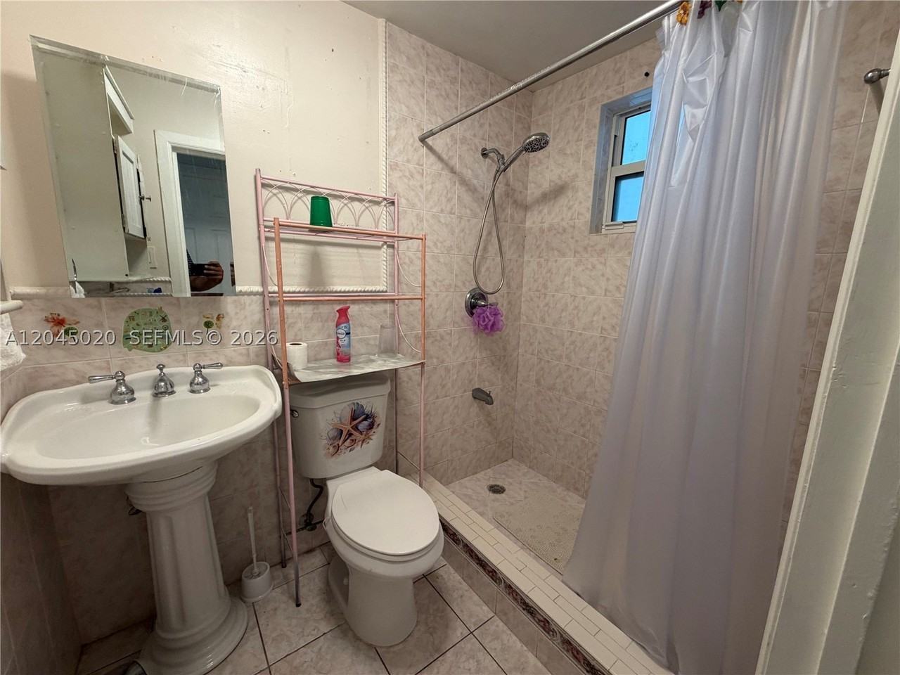 4935 Sw 101st Ave #1 - Photo 6 of 11