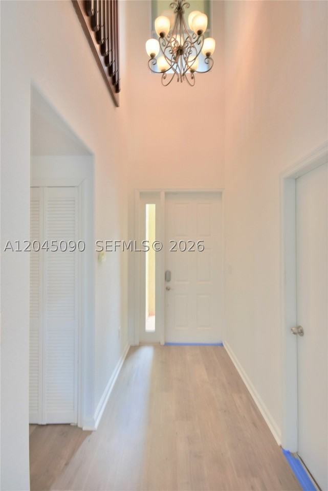 4534 Nw 94th Pl - Photo 5 of 27