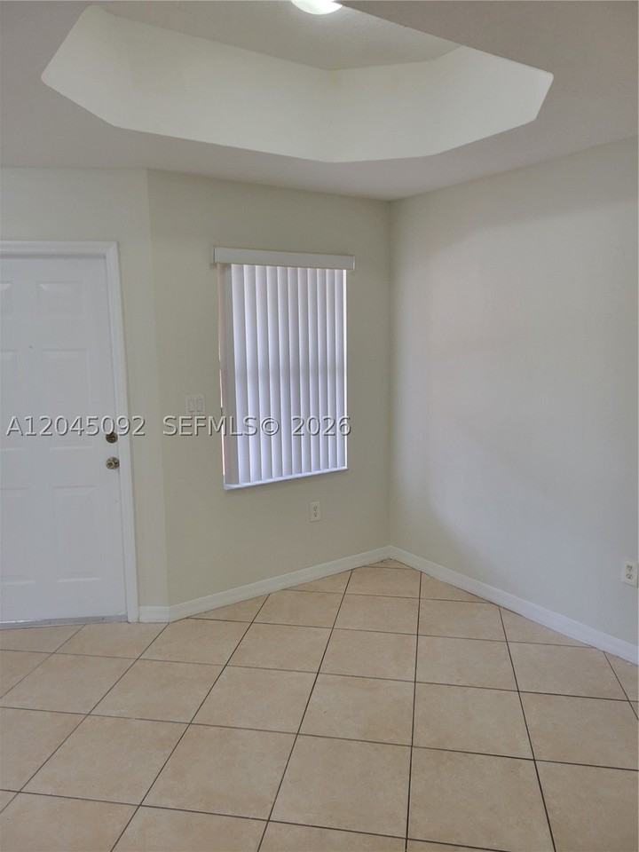 10691 Sw 6th St #804 - Photo 3 of 18