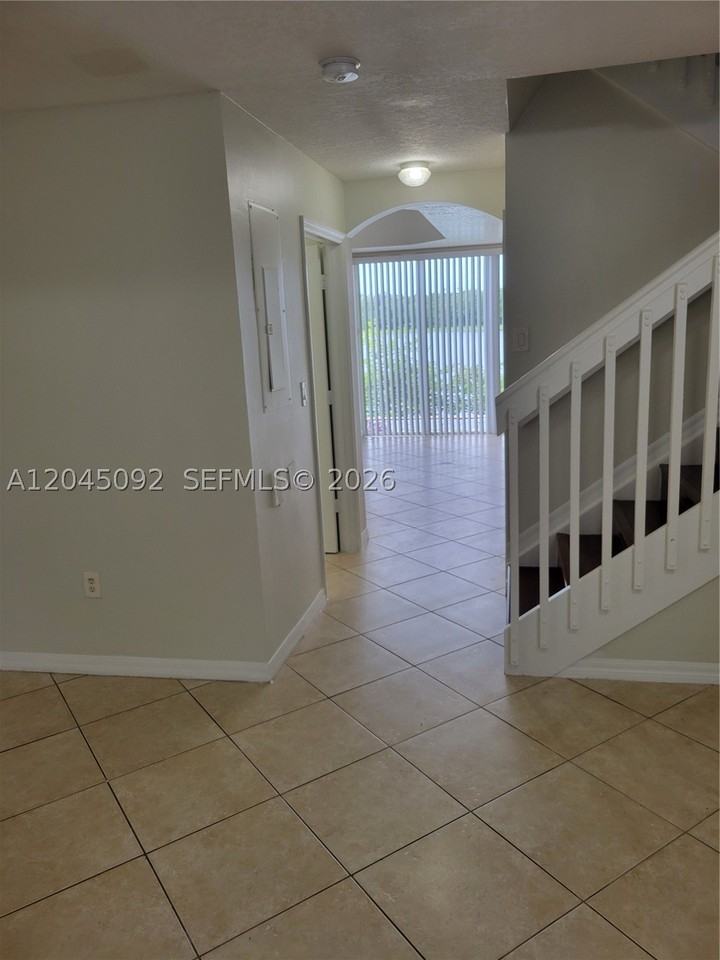 10691 Sw 6th St #804 - Photo 4 of 18