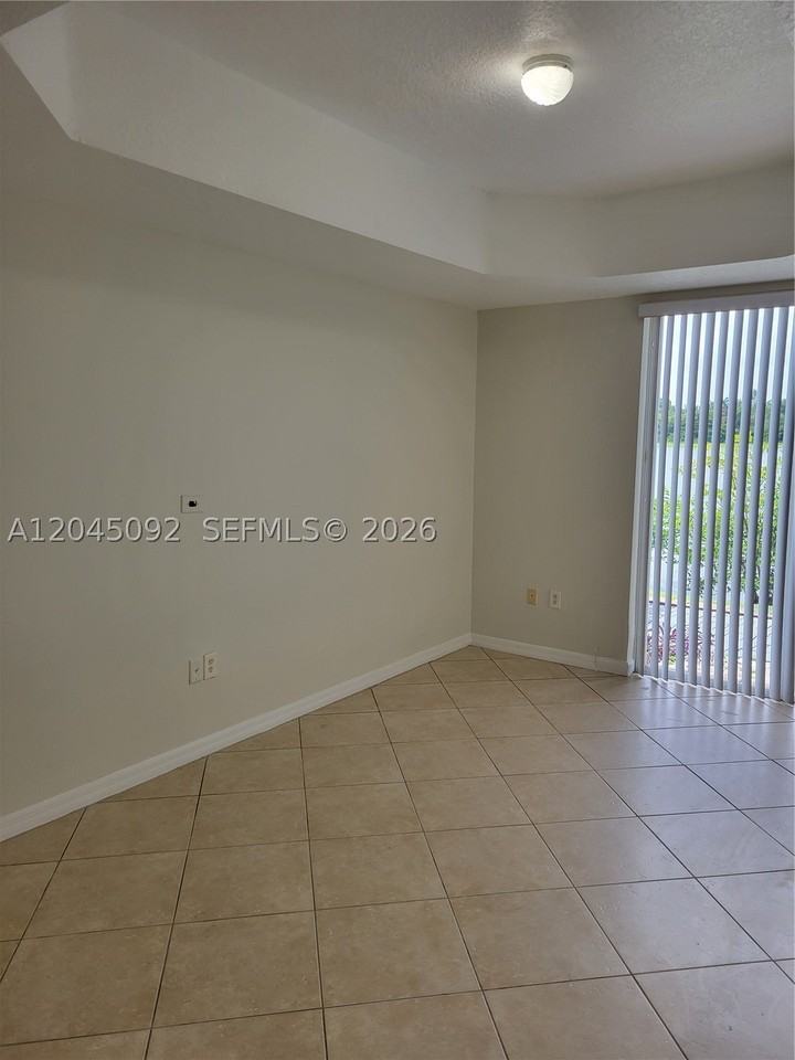 10691 Sw 6th St #804 - Photo 5 of 18