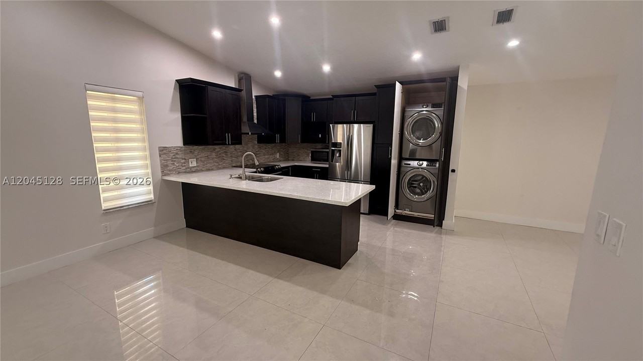 14671 Sw 114th Ter #14671 - Photo 5 of 30