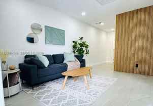 4708 Sw 33rd Ave #4708 - Photo 1 of 1
