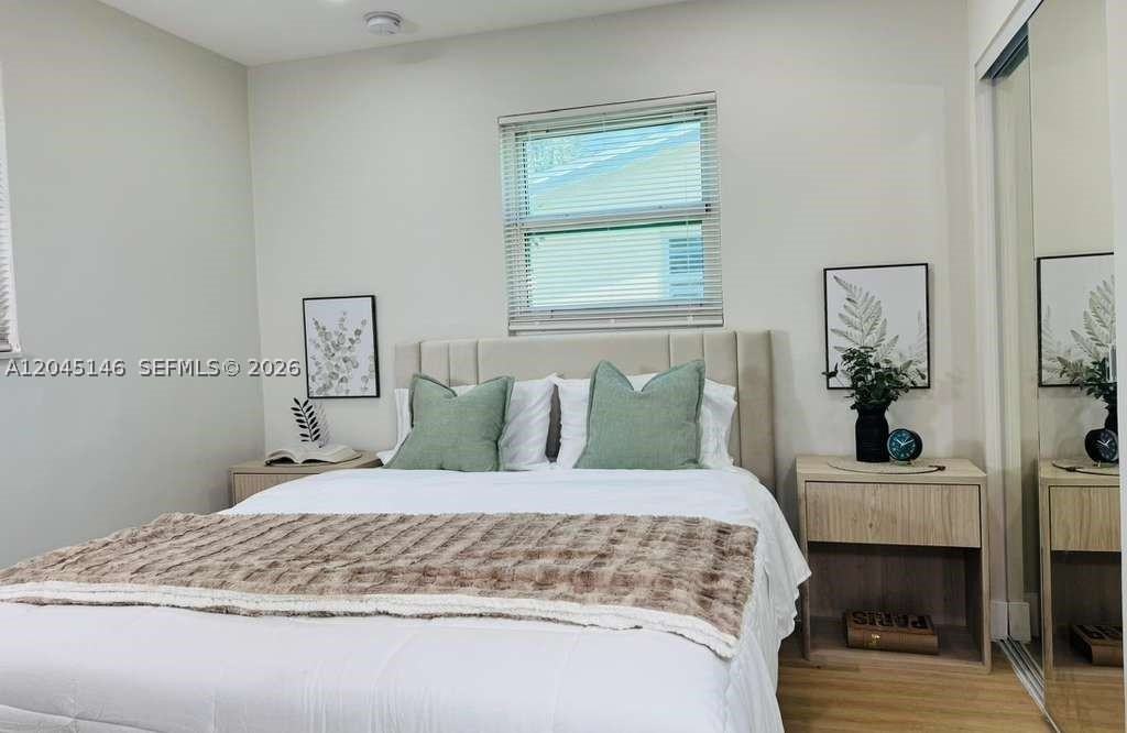 4708 Sw 33rd Ave #4708 - Photo 3 of 5