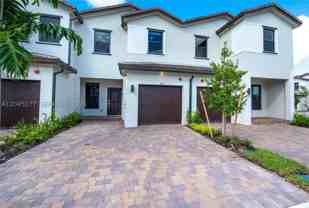 270 Sw 159th Pl - Photo 1 of 1