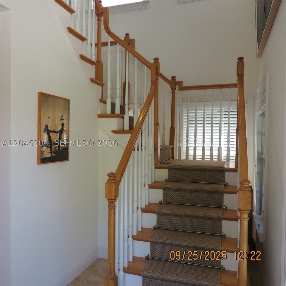 404 S Beach Rd #404 - Photo 3 of 28