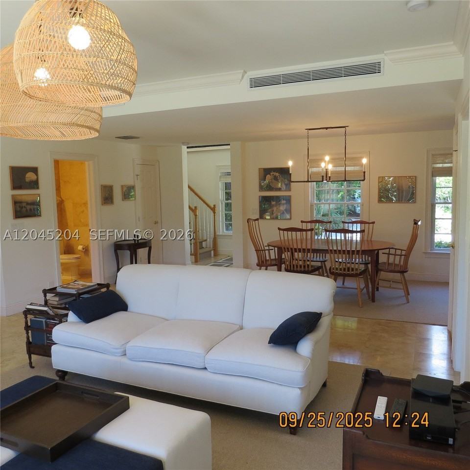 404 S Beach Rd #404 - Photo 5 of 28