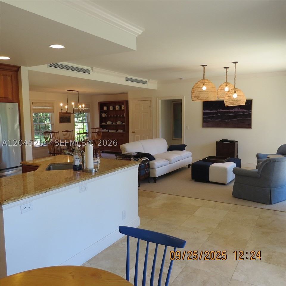 404 S Beach Rd #404 - Photo 7 of 28