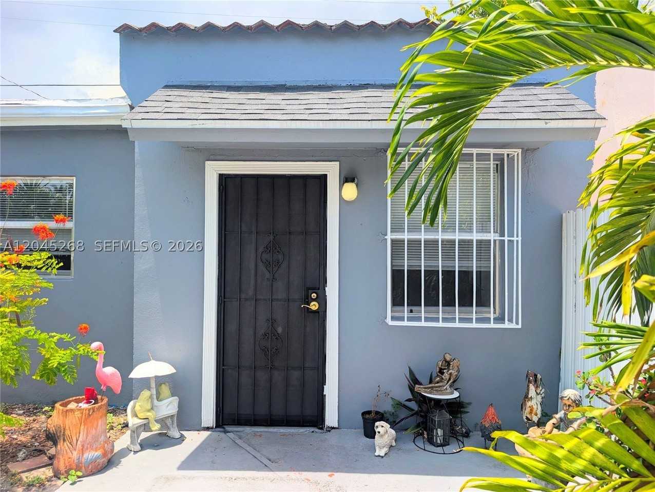 351 E 5th St #REAR