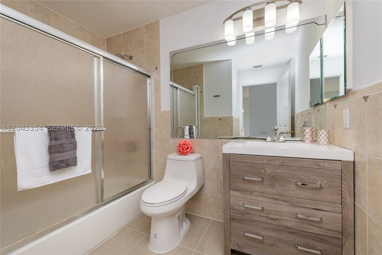 5132 Nw 106th Ave #5132 - Photo 6 of 35