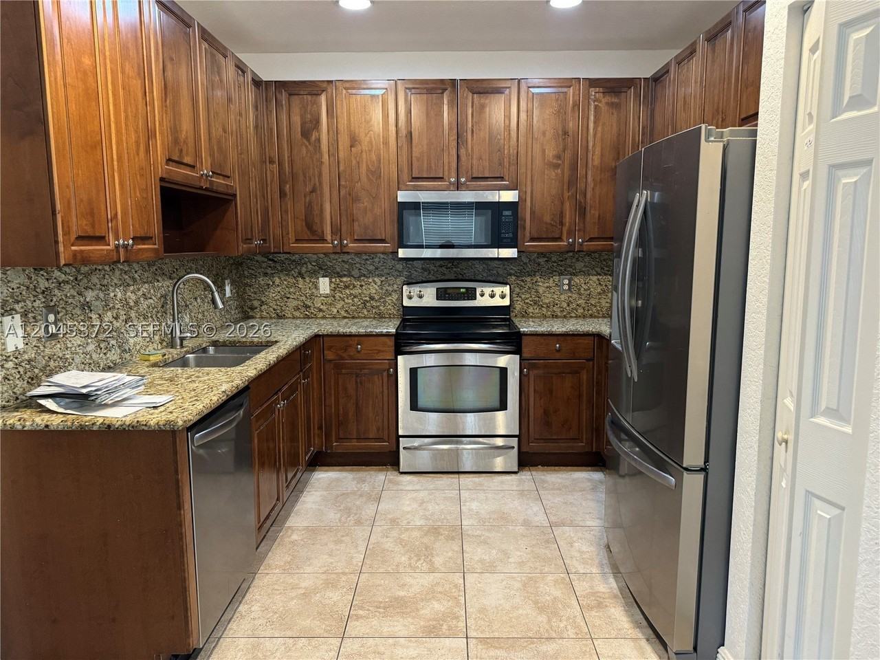 9763 Darlington Pl #9763 - Photo 3 of 18