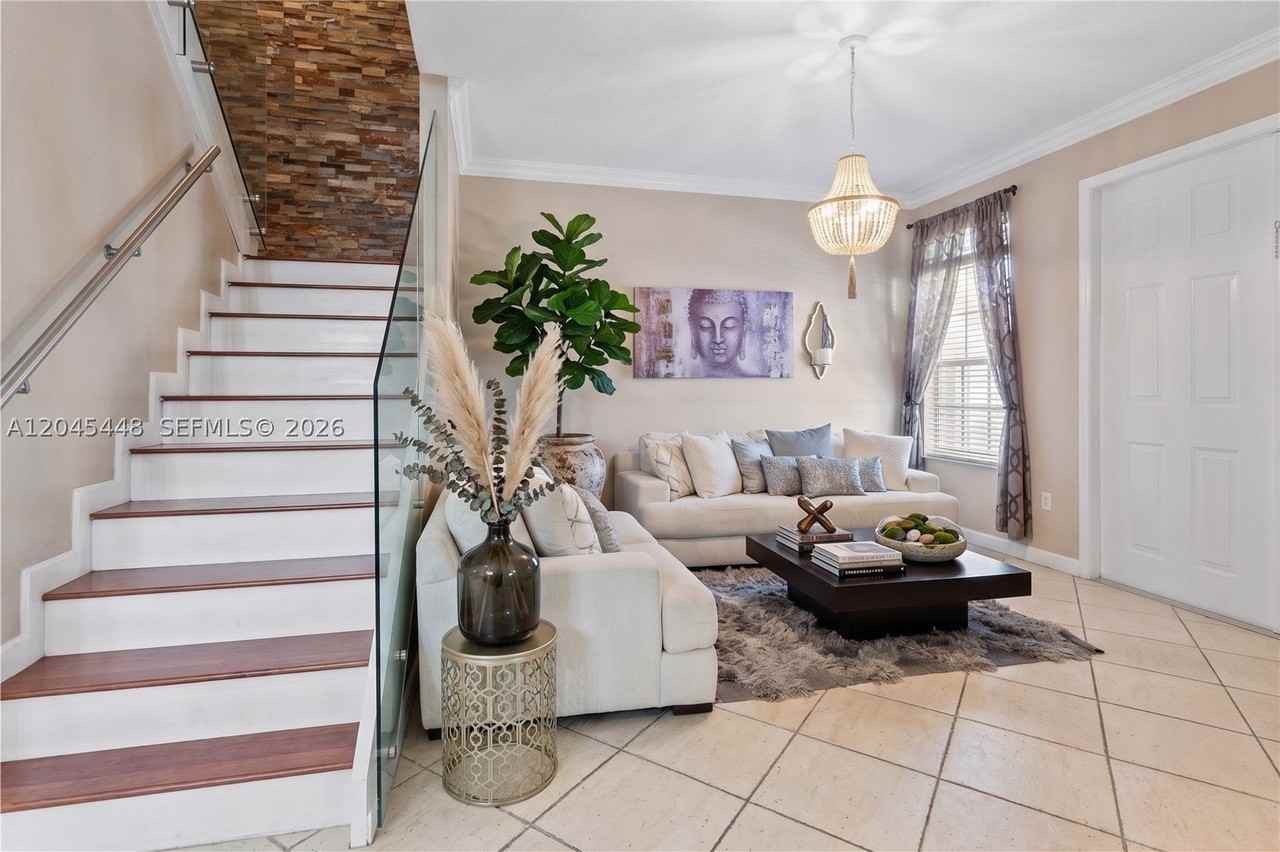 8133 Sw 118th Ct #8133 - Photo 3 of 31