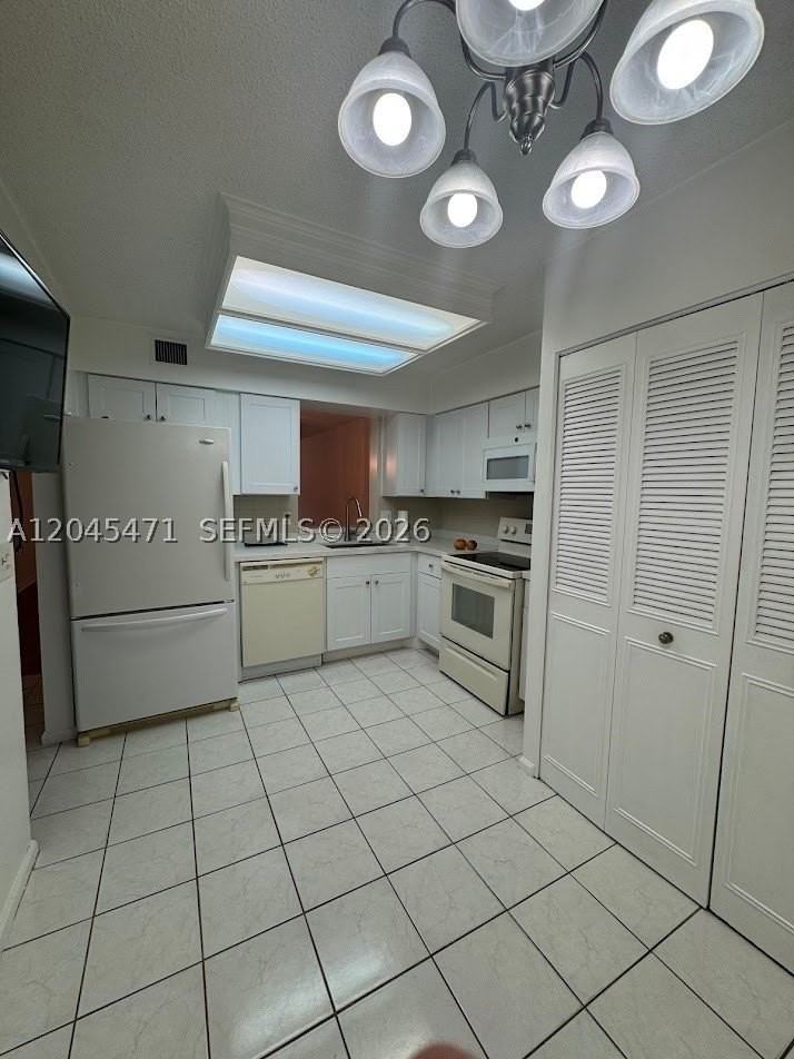 7591 Nw 1st St #403 - Photo 6 of 14