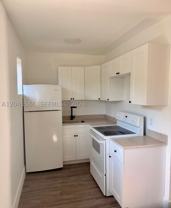 7535 Ne 2nd Ct #4 - Photo 1 of 1