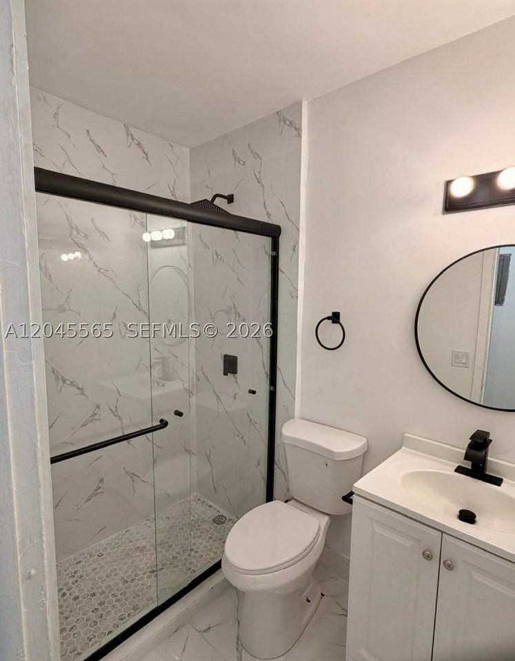 7535 Ne 2nd Ct #4 - Photo 2 of 19