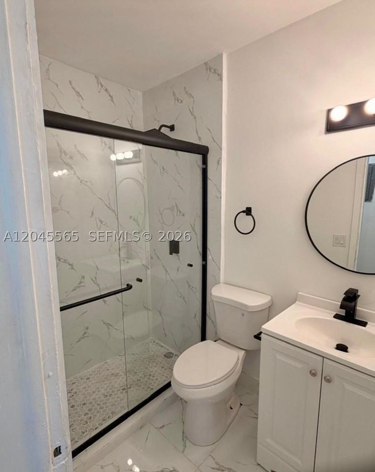7535 Ne 2nd Ct #4 - Photo 4 of 19