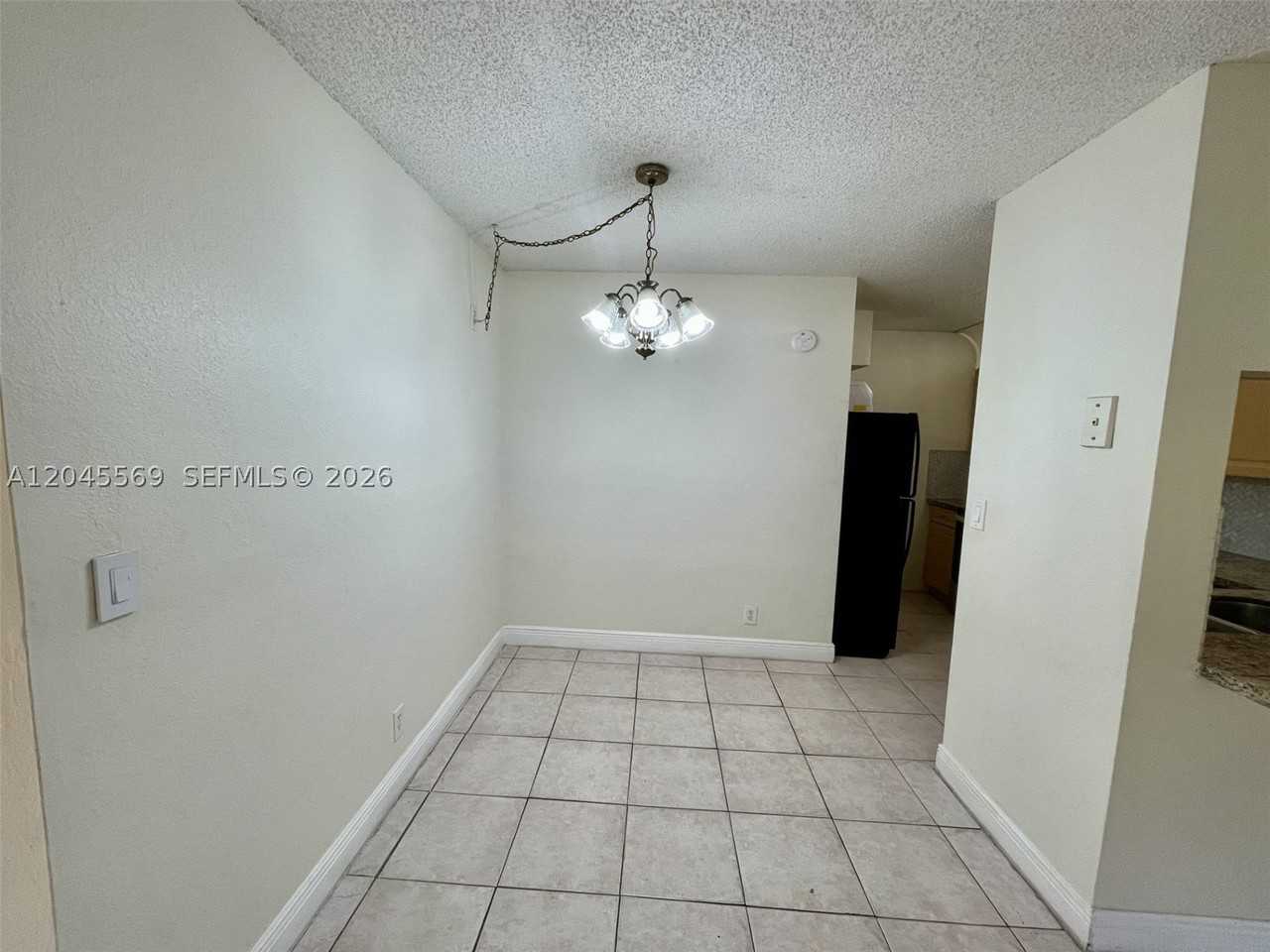 2642 Riverside Dr #2642 - Photo 7 of 26