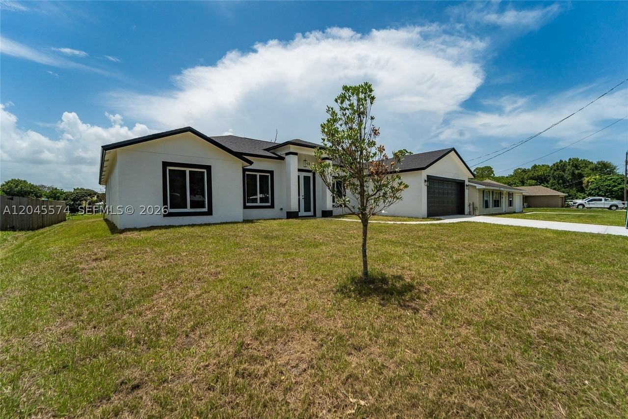 5203 Birch Dr - Photo 3 of 41
