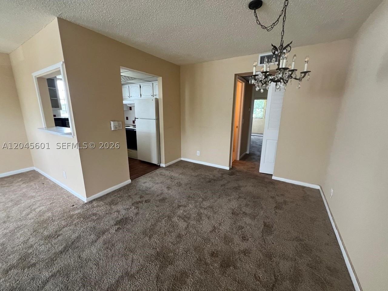 391 Windsor Q #0 - Photo 5 of 11