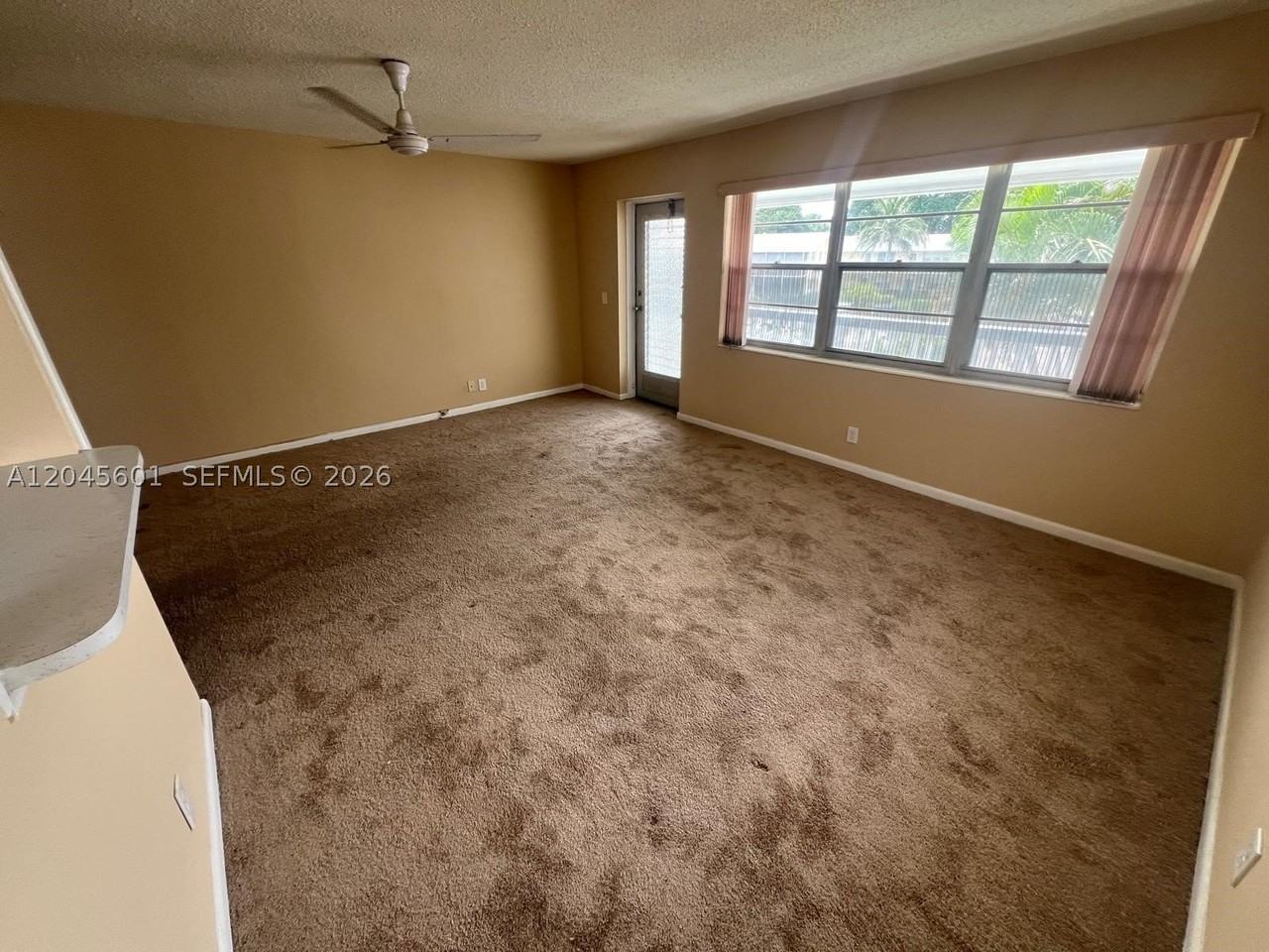 391 Windsor Q #0 - Photo 6 of 11