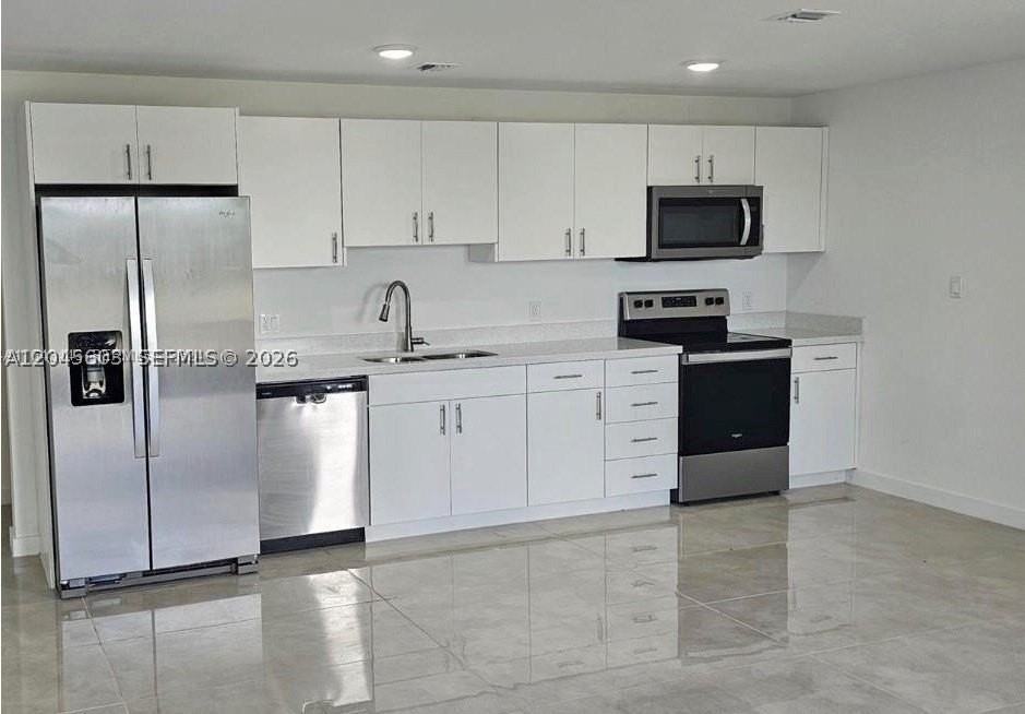 26114 Sw 146th Ct #26114 - Photo 2 of 18