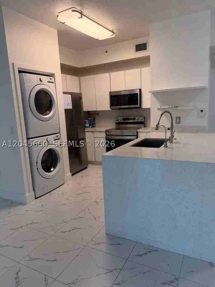 7220 Nw 114th Ave #105 - Photo 5 of 12