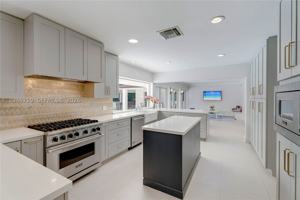 featured image of 6700 Sw 117th St
