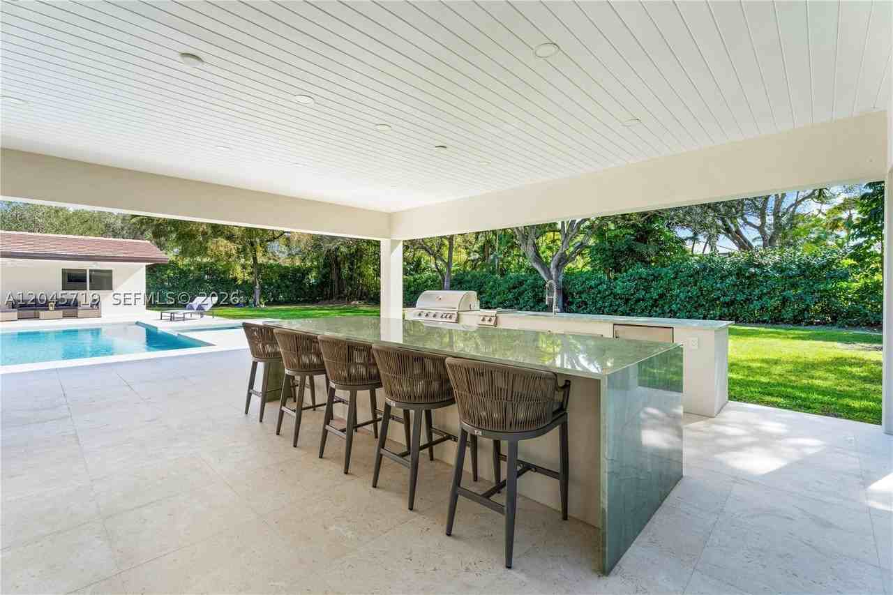 6700 Sw 117th St - Photo 3 of 41