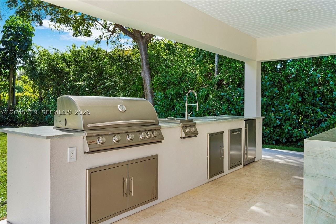 6700 Sw 117th St - Photo 5 of 41