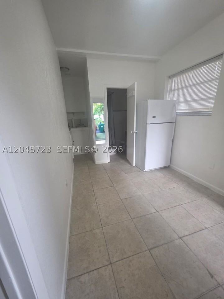 10861 Nw 22nd Ct #0 - Photo 5 of 13
