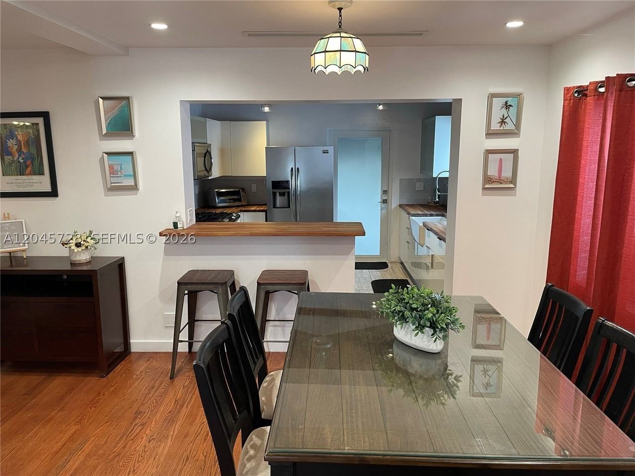 2112 Sw 60th Ct - Photo 5 of 10