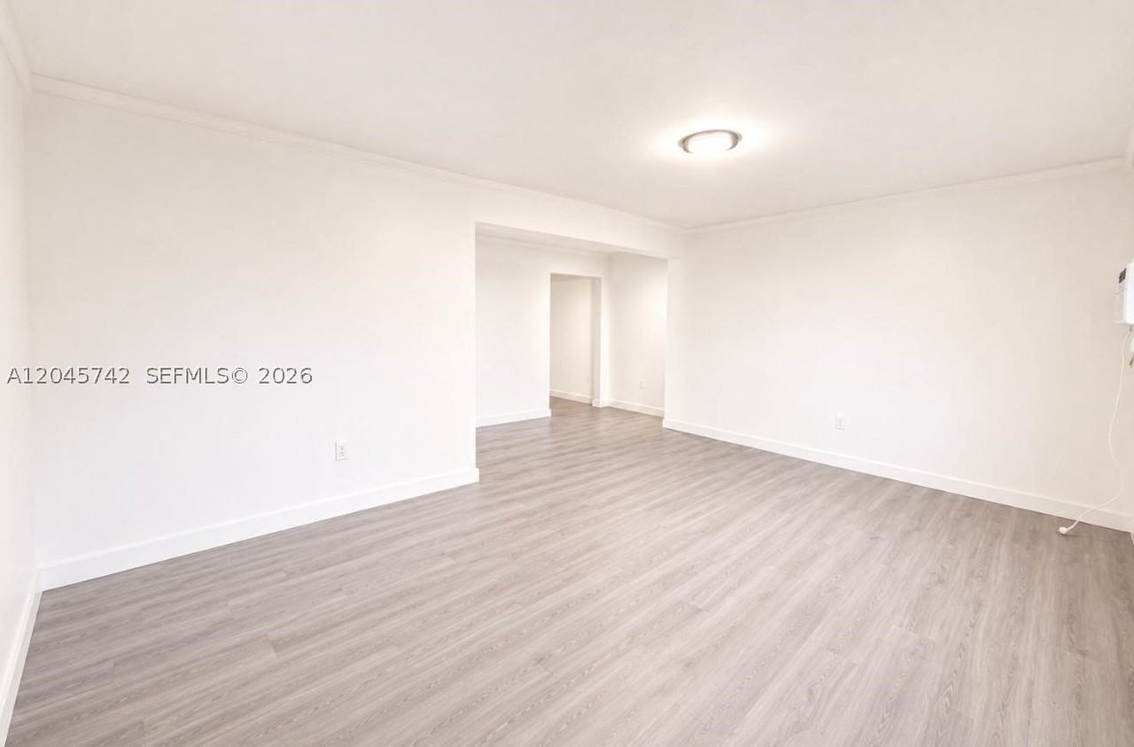 7600 Dickens Ave #2 - Photo 7 of 9