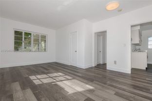 8340 Crespi Blvd #20 - Photo 1 of 1