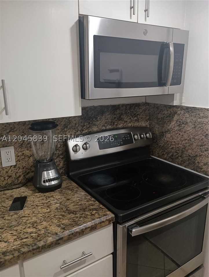 18100 Atlantic Blvd #312 - Photo 5 of 23