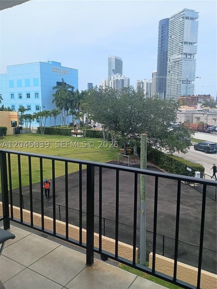 18100 Atlantic Blvd #312 - Photo 7 of 23