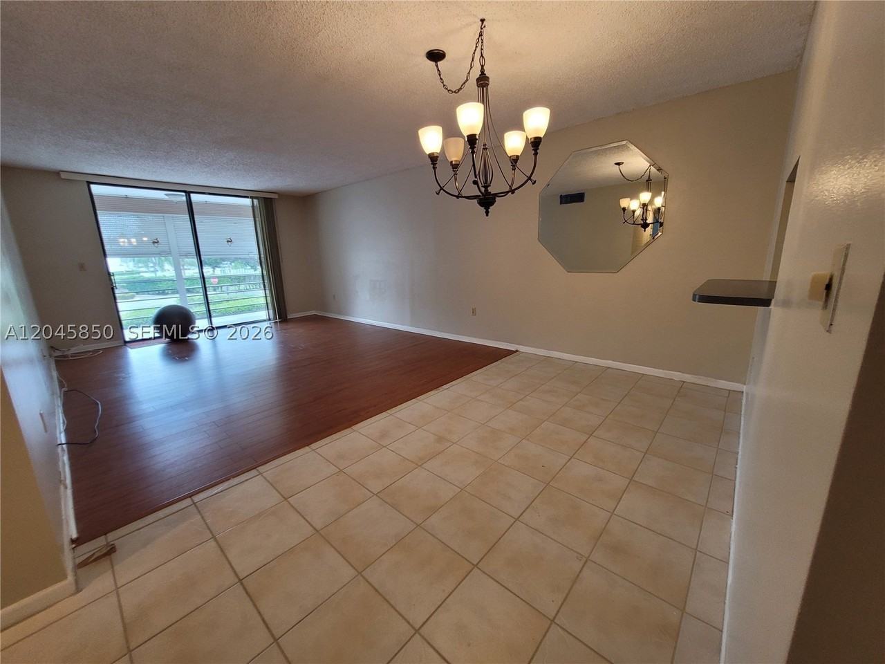 1800 N Lauderdale Ave #1210 - Photo 2 of 19
