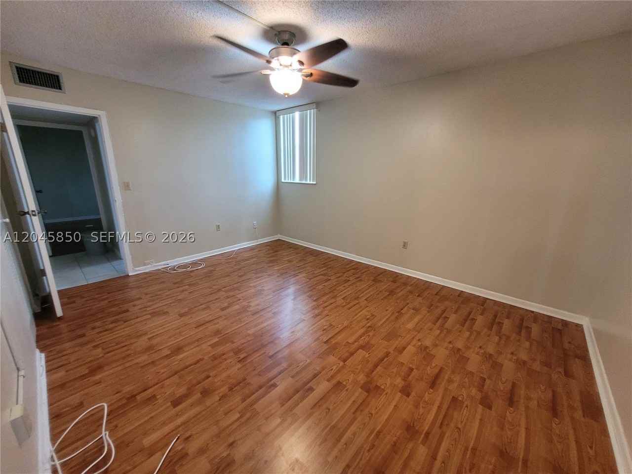 1800 N Lauderdale Ave #1210 - Photo 3 of 19