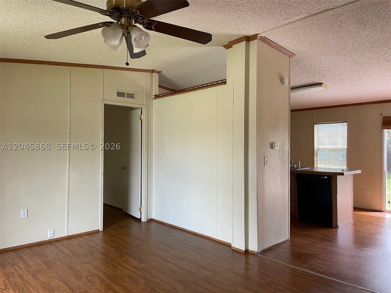 11864 Atlantic Cir #H - Photo 7 of 25