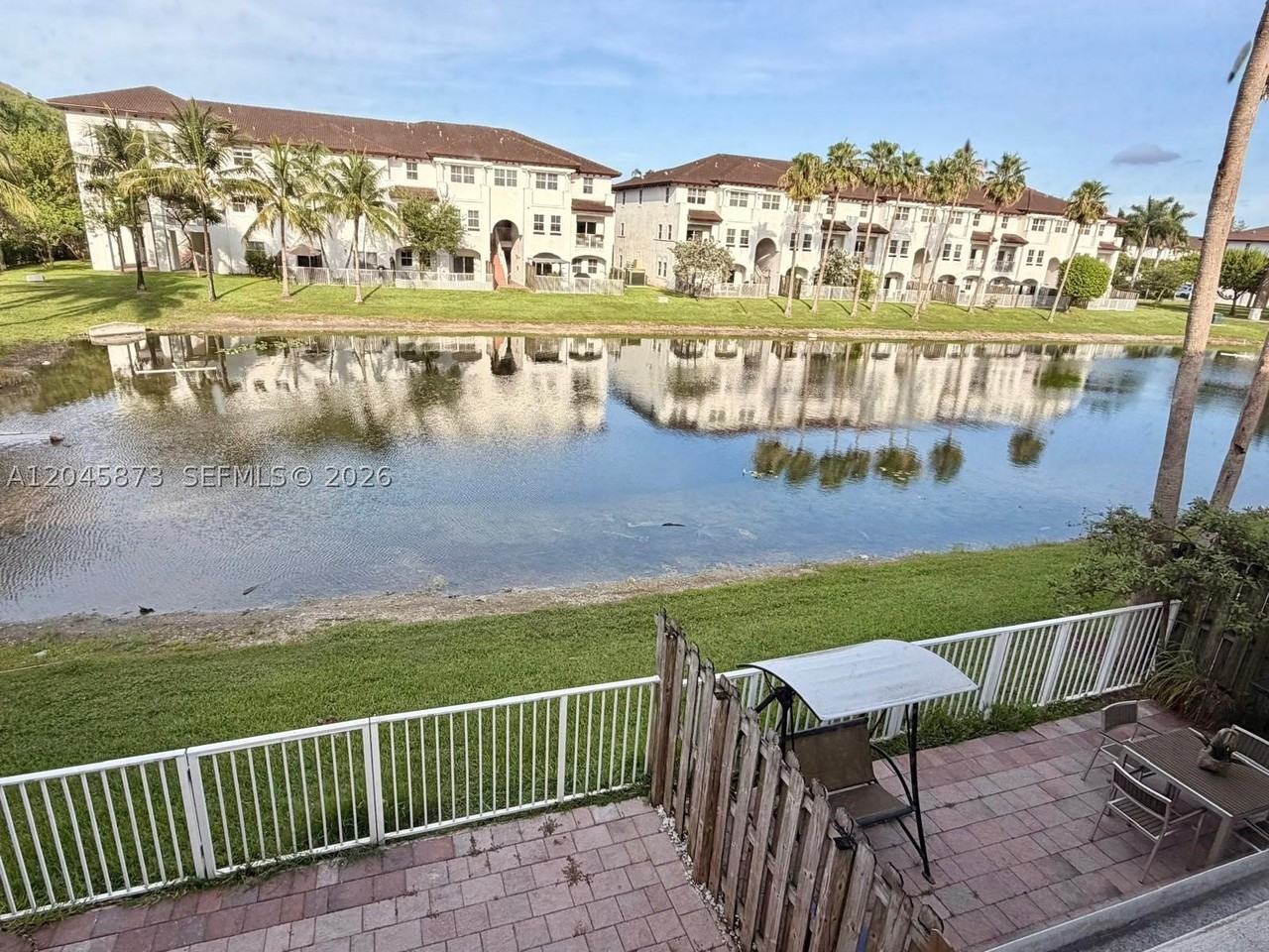 8965 Nw 98th Ave - Photo 3 of 22