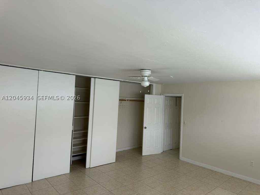 11925 Ne 19th Dr #8 - Photo 3 of 6