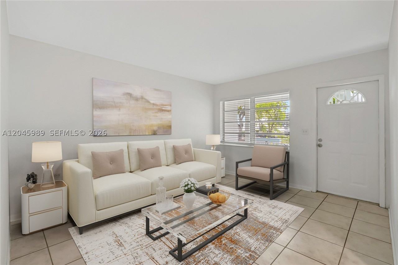 202 N K St #7 - Photo 3 of 11