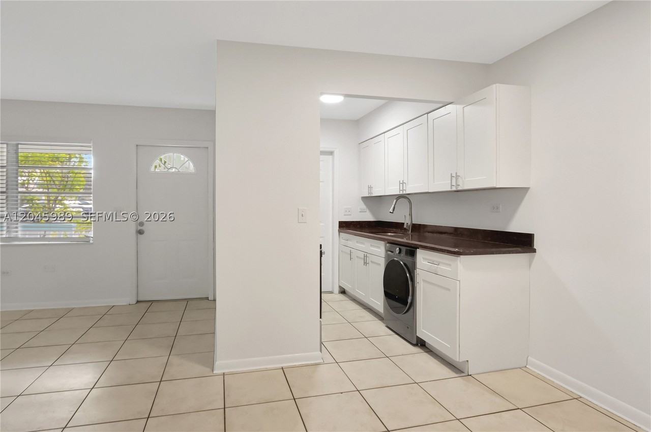 202 N K St #7 - Photo 5 of 11