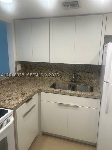10395 N Kendall Dr #V4 - Photo 5 of 13