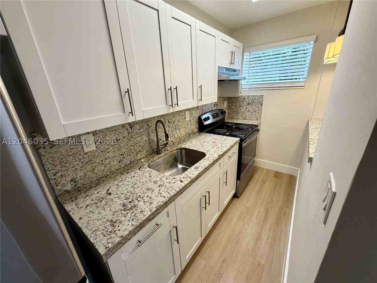 11344 Sw 2nd St - Photo 5 of 15