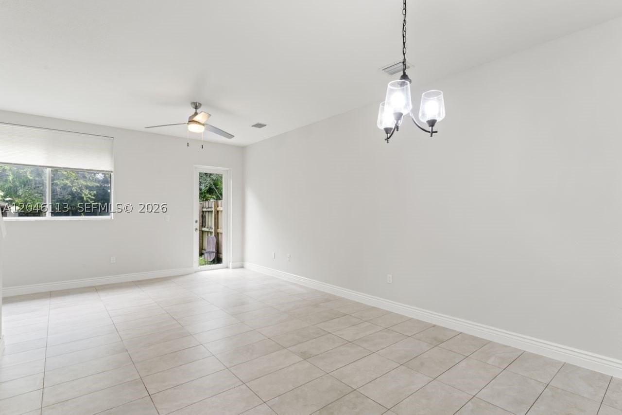 1110 Ne 1st Ave #1110 - Photo 7 of 28