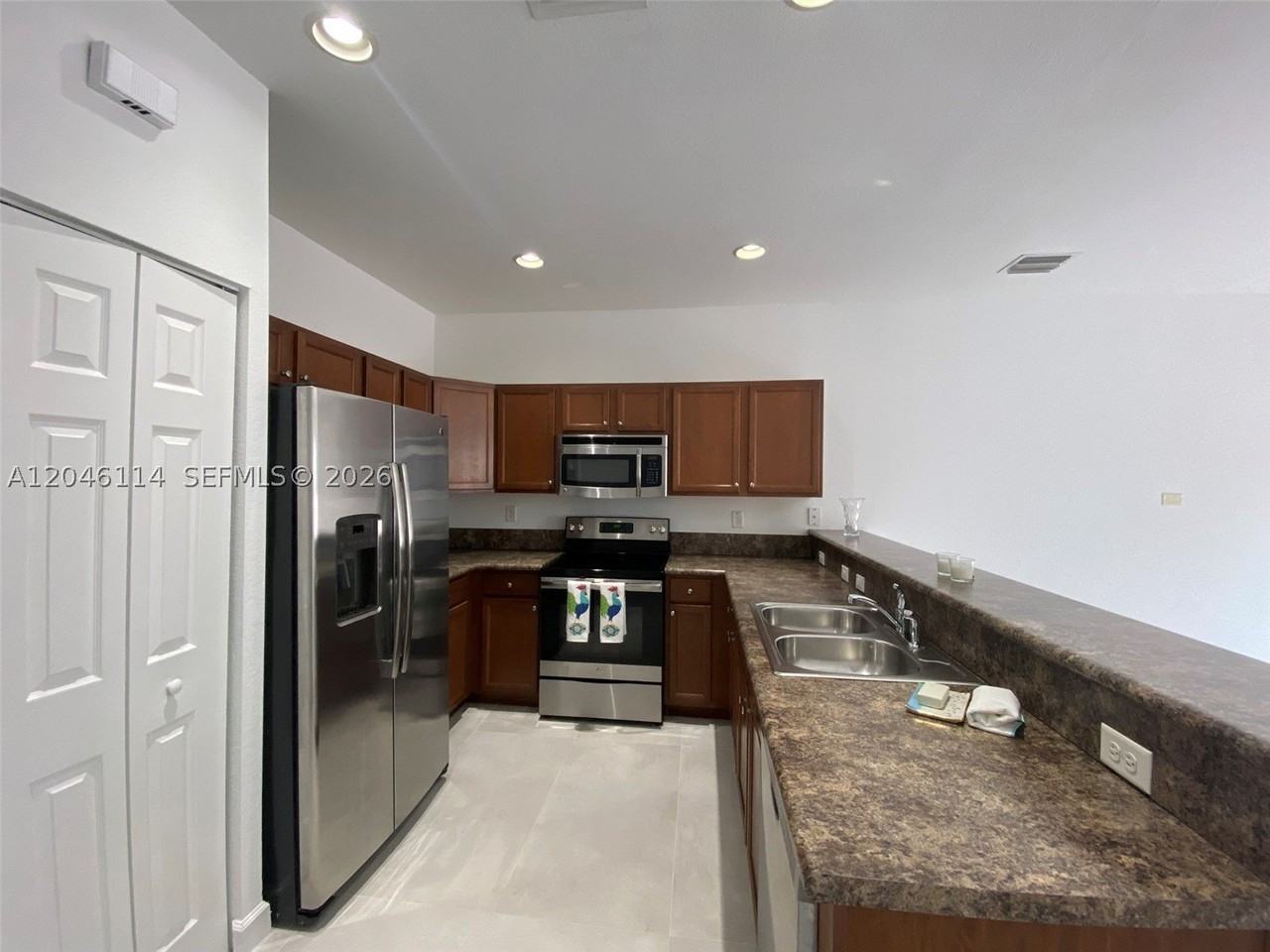 3538 W 88th Ter #3538 - Photo 7 of 33
