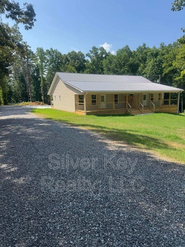 3180 Highwaynorth #A - Photo 4 of 25